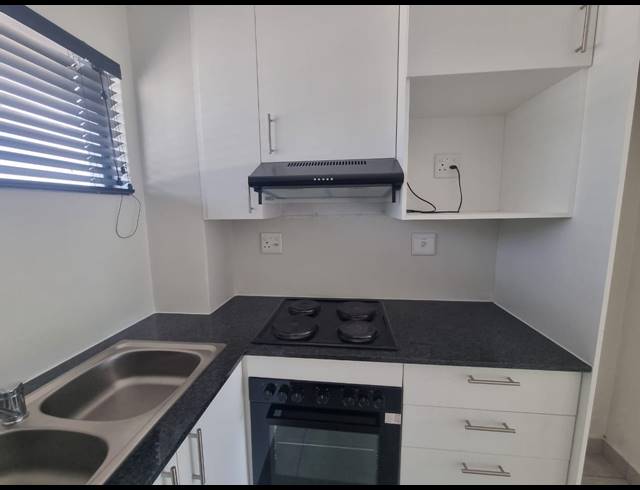 2 BEDROOM APARTMENT FOR SALE IN HAYFIELDS